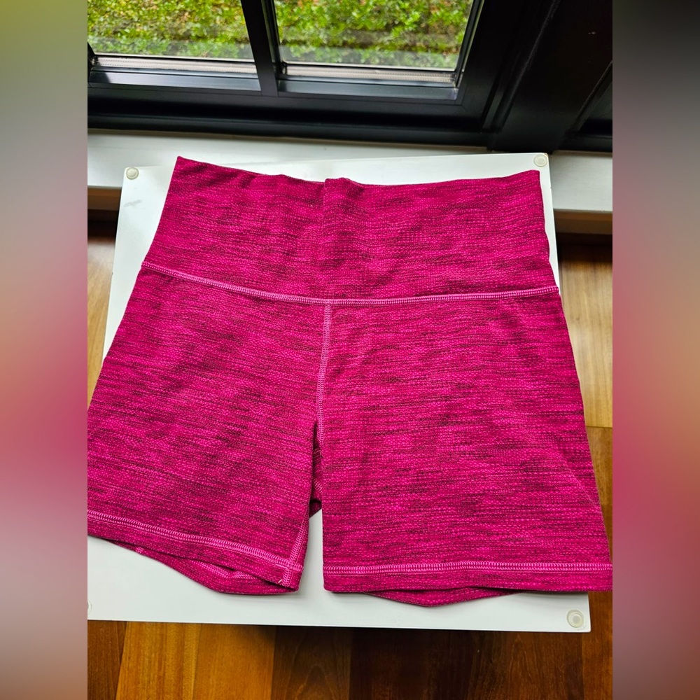 Lululemon pink bicycle shorts